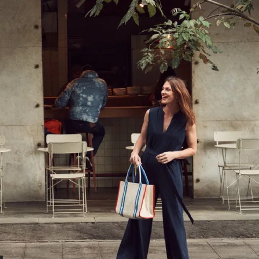 BaNAnA RePuBLic JuMpSuIt - Picture 4 of 13